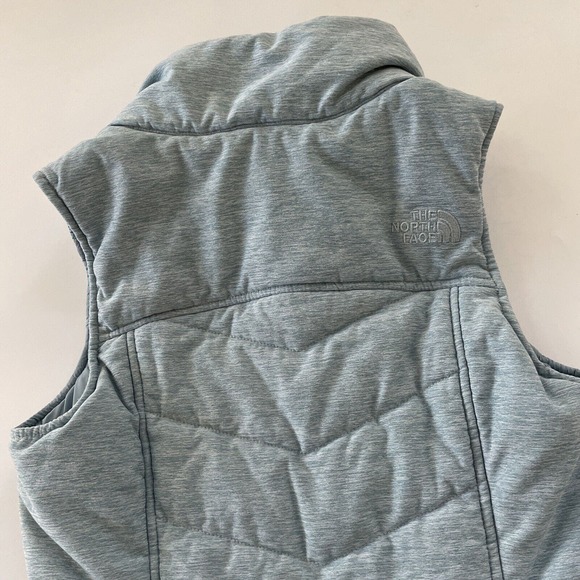 The North Face Quilted Vest Womens Small Puffer Quilted Full Zip‎ Pockets Blue - Picture 3 of 9